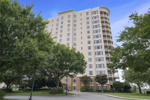 Condo in Destin, Florida, 3 bedrooms  № 558603 - photo 1