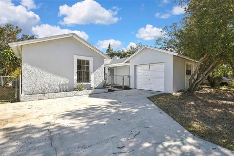 Villa ou maison à vendre à New Port Richey, Floride: 3 chambres, 118.91 m2 № 1531602 - photo 8