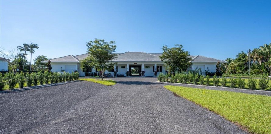 Casa en Wellington, Florida 4 dormitorios, 496.75 m2 № 763012