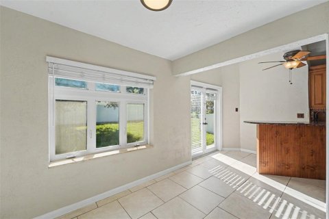 House in Odessa, Florida 3 bedrooms, 212.65 sq.m. № 2396697 - photo 15