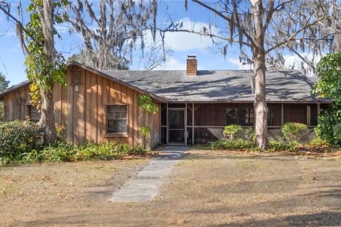 House in Apopka, Florida 3 bedrooms, 216.28 sq.m. № 2333824