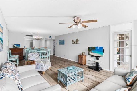 Купить кондоминиум в Южная Пасадена, Флорида 3 комнаты, 114.27м2, № 2209478 - фото 16