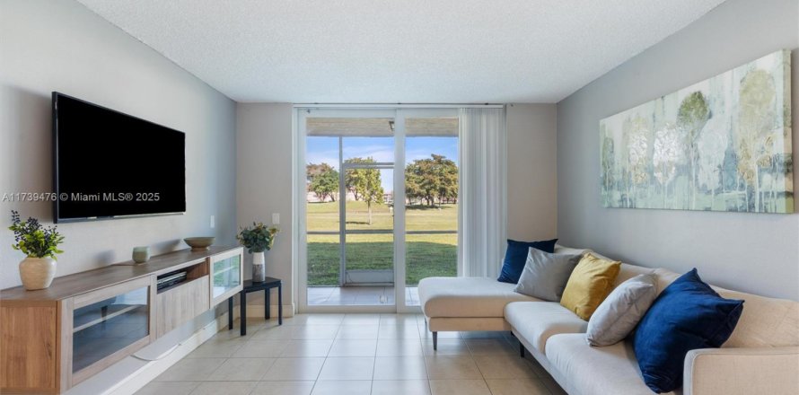 Condo in Sunrise, Florida, 1 bedroom  № 1962500
