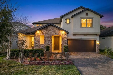 House in Oviedo, Florida 4 bedrooms, 299.89 sq.m. № 2237177 - photo 9