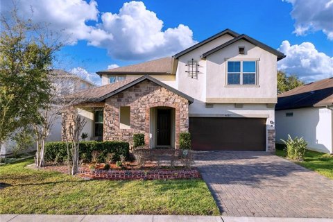 House in Oviedo, Florida 4 bedrooms, 299.89 sq.m. № 2237177 - photo 15