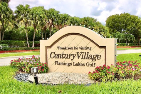 Condominio en venta en Pembroke Pines, Florida, 2 dormitorios, 125.51 m2 № 1951083 - foto 26