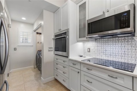 Condo in Palm Coast, Florida, 2 bedrooms  № 2379003 - photo 18