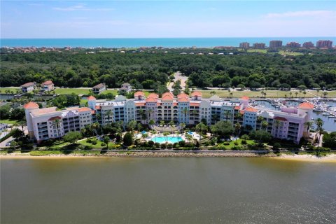 Condo in Palm Coast, Florida, 2 bedrooms  № 2379003 - photo 2