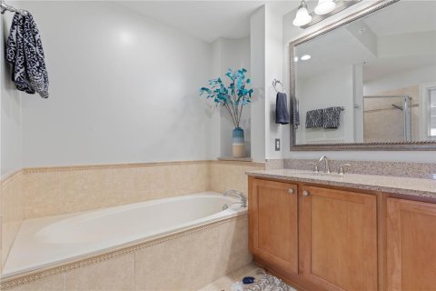 Condo in Palm Coast, Florida, 2 bedrooms  № 2379003 - photo 25