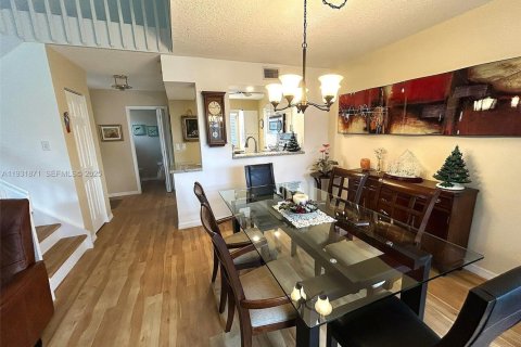 Купить виллу или дом в Дания-Бич, Флорида 3 спальни, 121.61м2, № 1990242 - фото 16