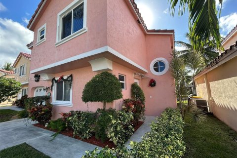 Купить виллу или дом в Дания-Бич, Флорида 3 спальни, 121.61м2, № 1990242 - фото 3