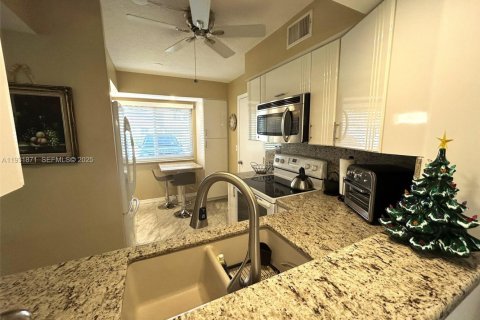 Купить виллу или дом в Дания-Бич, Флорида 3 спальни, 121.61м2, № 1990242 - фото 13