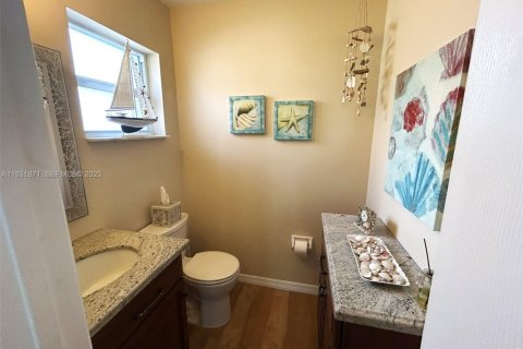 Купить виллу или дом в Дания-Бич, Флорида 3 спальни, 121.61м2, № 1990242 - фото 8