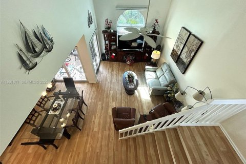 Купить виллу или дом в Дания-Бич, Флорида 3 спальни, 121.61м2, № 1990242 - фото 21