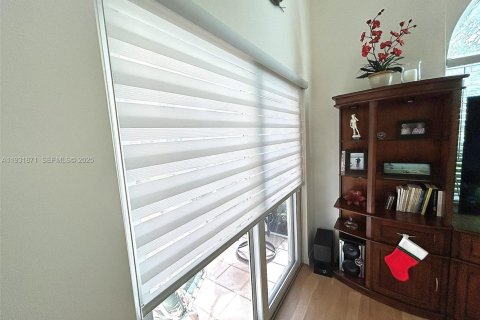 Купить виллу или дом в Дания-Бич, Флорида 3 спальни, 121.61м2, № 1990242 - фото 27