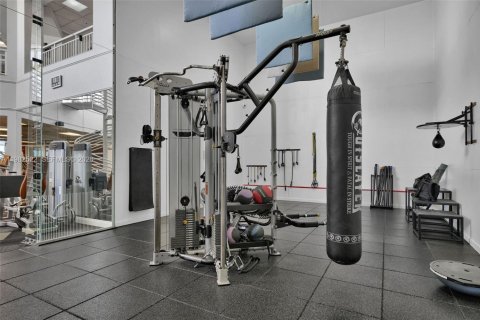 Copropriété à vendre à Miami, Floride: 2 chambres, 158.77 m2 № 2049205 - photo 17