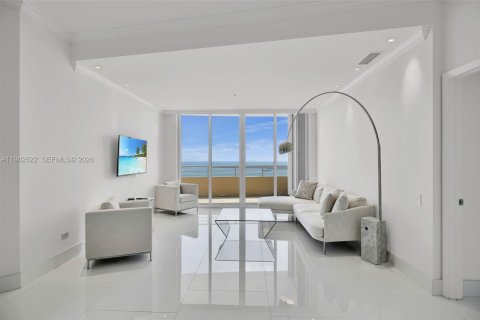 Copropriété à vendre à Miami, Floride: 2 chambres, 158.77 m2 № 2049205 - photo 28