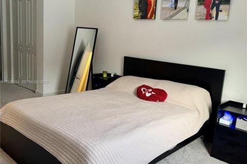 Купить таунхаус в Майами, Флорида 4 спальни, 169.08м2, № 1998382 - фото 24