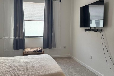 Купить таунхаус в Майами, Флорида 4 спальни, 169.08м2, № 1998382 - фото 23