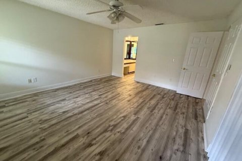 Copropriété à louer à Boca Raton, Floride: 2 chambres, 137.03 m2 № 2147147 - photo 6