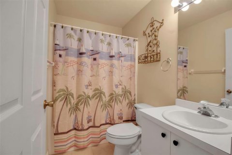 Condo in Palmetto, Florida, 2 bedrooms  № 1555945 - photo 26