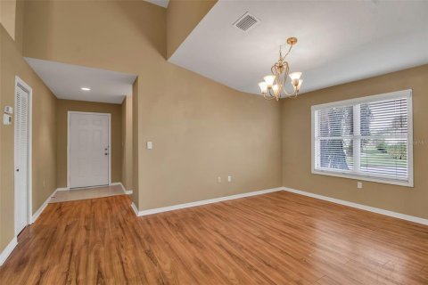Condo in Palmetto, Florida, 2 bedrooms  № 1555945 - photo 9