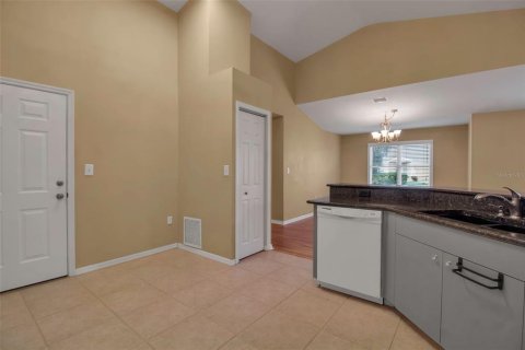 Condo in Palmetto, Florida, 2 bedrooms  № 1555945 - photo 18