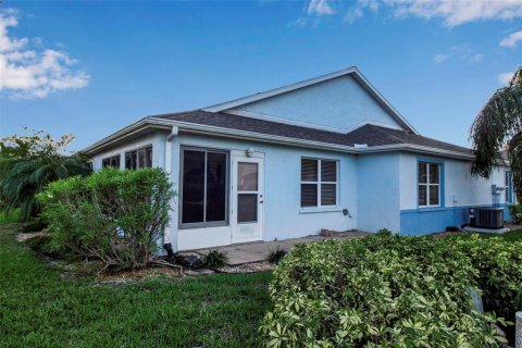 Condo in Palmetto, Florida, 2 bedrooms  № 1555945 - photo 3
