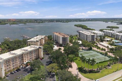 Copropriété à vendre à Sarasota, Floride: 2 chambres, 126.07 m2 № 2372902 - photo 6