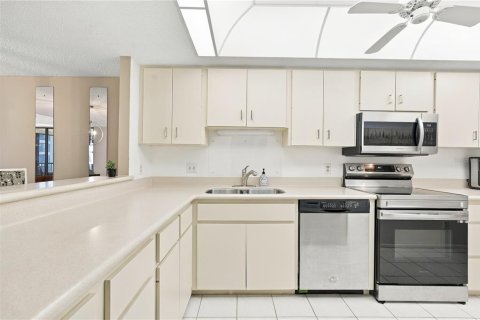 Copropriété à vendre à Sarasota, Floride: 2 chambres, 126.07 m2 № 2372902 - photo 23