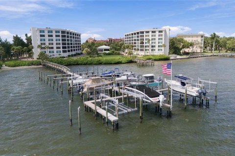 Copropriété à vendre à Sarasota, Floride: 2 chambres, 126.07 m2 № 2372902 - photo 20