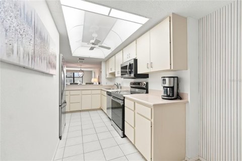 Copropriété à vendre à Sarasota, Floride: 2 chambres, 126.07 m2 № 2372902 - photo 30