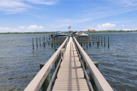 Copropriété à vendre à Sarasota, Floride: 2 chambres, 126.07 m2 № 2372902 - photo 19