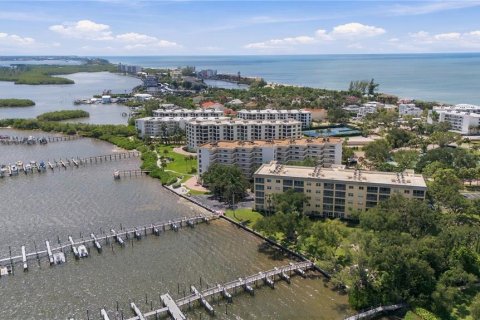 Copropriété à vendre à Sarasota, Floride: 2 chambres, 126.07 m2 № 2372902 - photo 21
