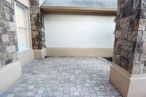Villa ou maison à vendre à Brandon, Floride: 5 chambres, 346.06 m2 № 2413581 - photo 16