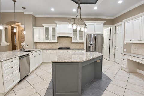 Villa ou maison à vendre à Brandon, Floride: 5 chambres, 346.06 m2 № 2413581 - photo 17