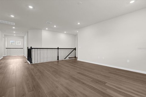 Casa en alquiler en Orlando, Florida, 5 dormitorios, 431.72 m2 № 1545591 - foto 16