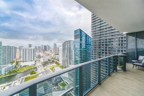 Condominio en venta en Miami, Florida, 3 dormitorios, 115.01 m2 № 2186242 - foto 25