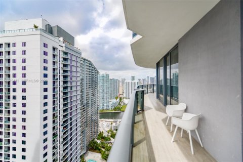 Condominio en venta en Miami, Florida, 3 dormitorios, 115.01 m2 № 2186242 - foto 23