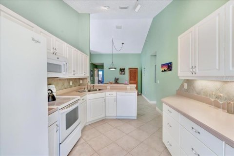 House in Palm Coast, Florida 2 bedrooms, 118.64 sq.m. № 1125147 - photo 13