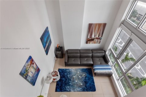Купить кондоминиум в Майами, Флорида 1 спальня, 96.06м2, № 1960057 - фото 5