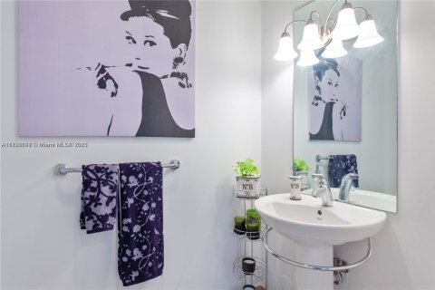 Купить кондоминиум в Майами, Флорида 1 спальня, 96.06м2, № 1960057 - фото 7