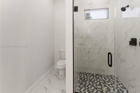 Villa ou maison à vendre à Lehigh Acres, Floride: 4 chambres, 171.13 m2 № 1935240 - photo 11