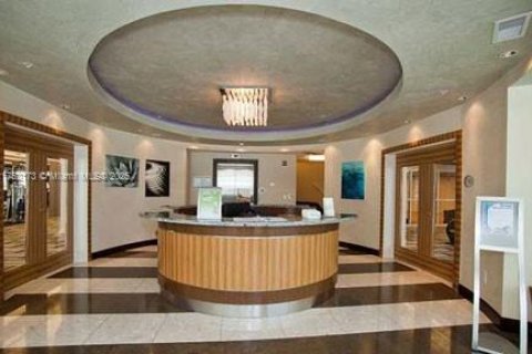 Condo in Miami, Florida, 1 bedroom  № 1691249 - photo 24