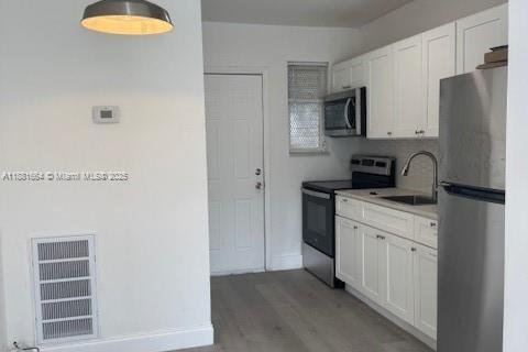 Снять в аренду виллу или дом в Майами, Флорида 2 спальни, 140.47м2, № 1938838 - фото 6