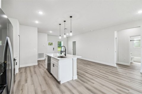 House in Ocala, Florida 4 bedrooms, 170.29 sq.m. № 2379156 - photo 11