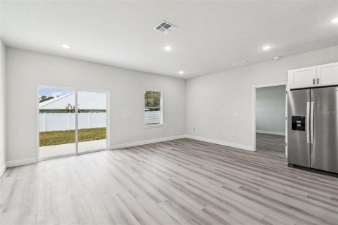 House in Ocala, Florida 4 bedrooms, 170.29 sq.m. № 2379156 - photo 13