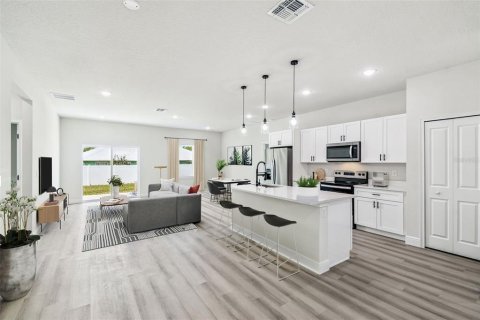 House in Ocala, Florida 4 bedrooms, 170.29 sq.m. № 2379156 - photo 8
