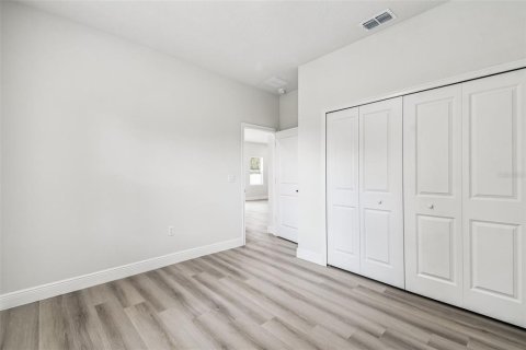 House in Ocala, Florida 4 bedrooms, 170.29 sq.m. № 2379156 - photo 26