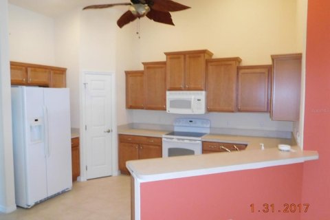 Appartement à louer à North Port, Floride: 2 chambres, 137.22 m2 № 2096005 - photo 8